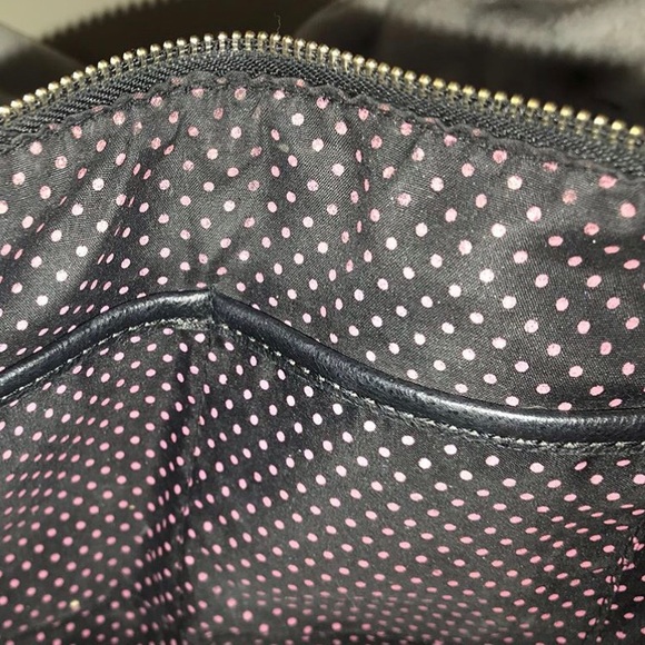 The bay brand black purse - Picture 3 of 4